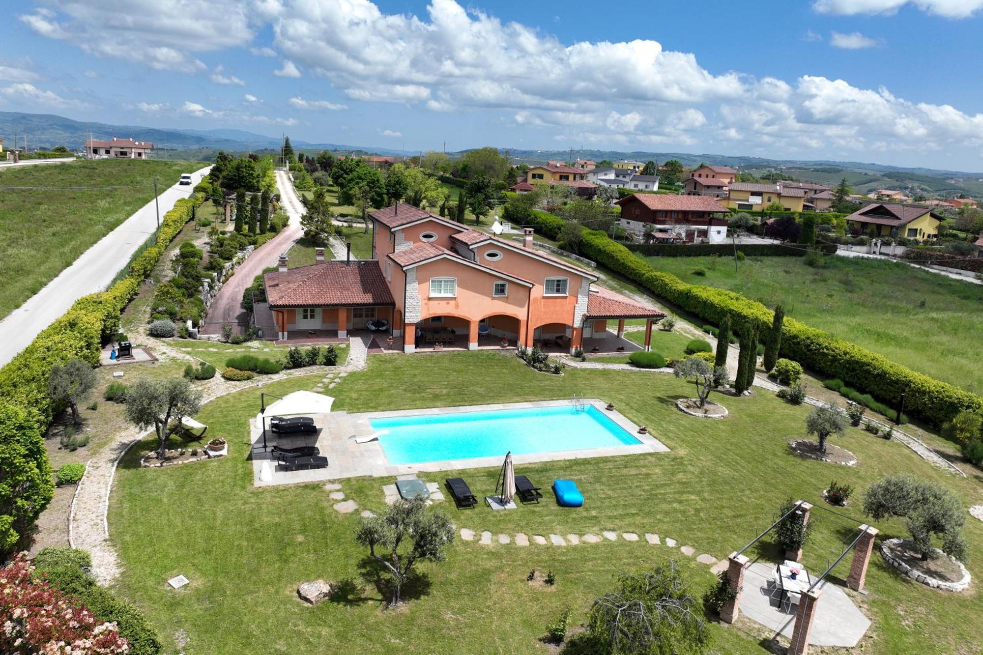 Villa Ruffo Campobasso Kültér fotó